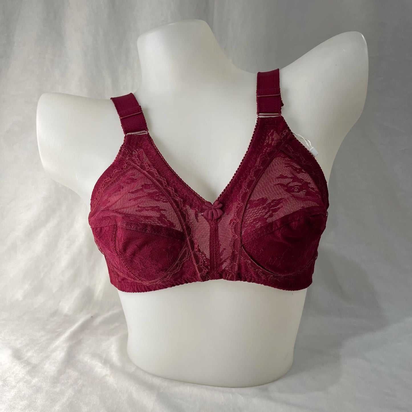 Daily Comfort Lace Bra β Lightweight, Breathable & Supportive Fit
